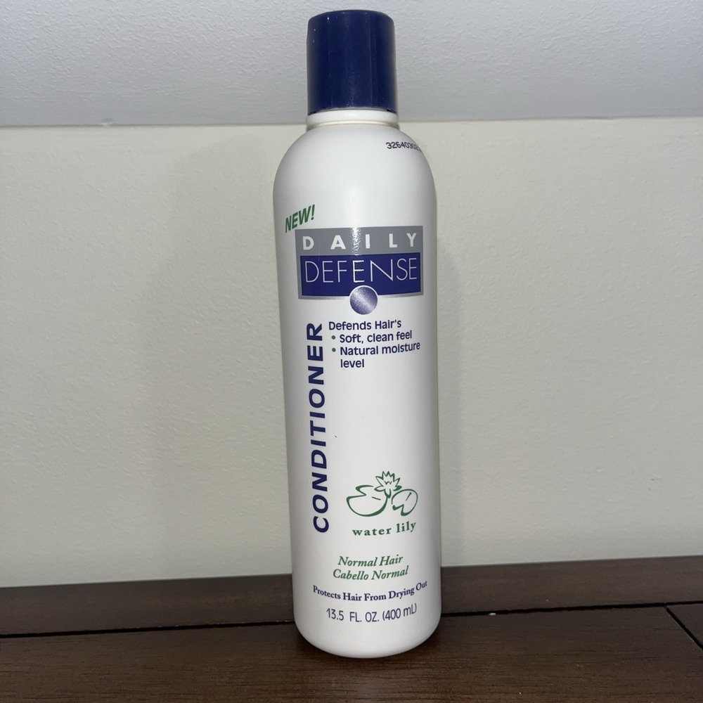 Vintage Clairol DAILY DEFENSE Water‎ Lily Conditioner 13.5 oz HTF RARE